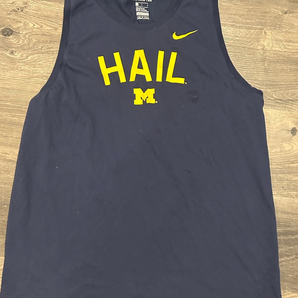 Nike Men's Navy Tank Top